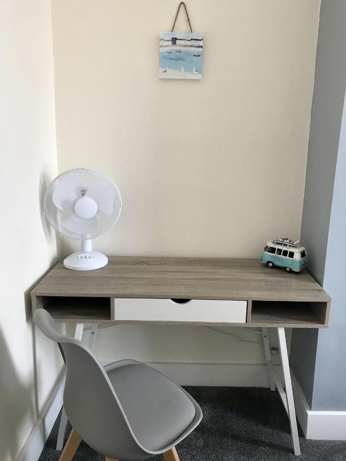 Coastal Apartment Southend-on-Sea Esterno foto